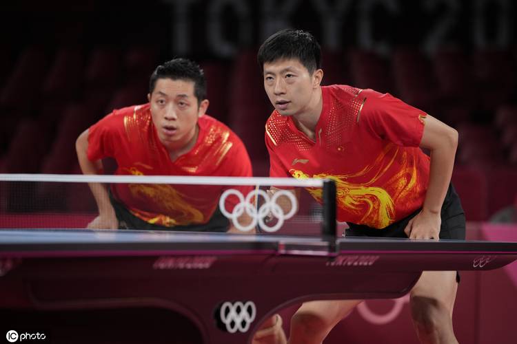 奥运会乒乓球男子团体半决赛的相关图片